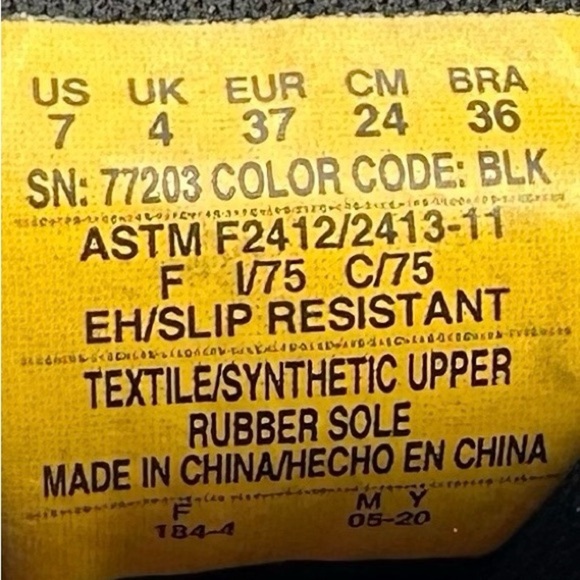 SKECHERS Women’s Lightweight Alloy Toe Safety Work Shoe, Size 7 - Picture 8 of 8